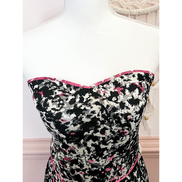 Sandro Strapless Mini Dress Size Large NWT - Picture 2 of 9